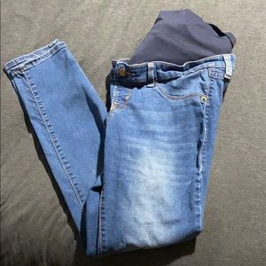 Maternity jeans